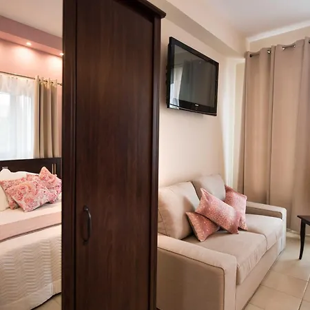 Nv - Sea Front Av Appartement Nikiana