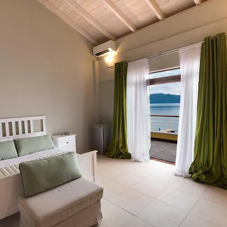 Nv - Sea Front Av * Nikiana