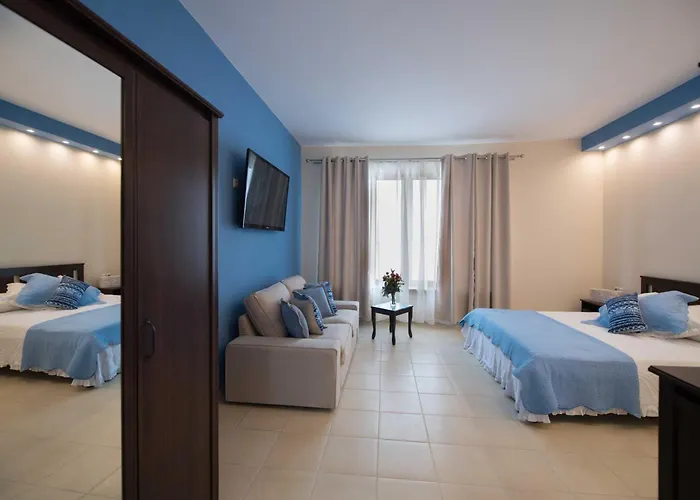 Nv - Sea Front Av Никиана